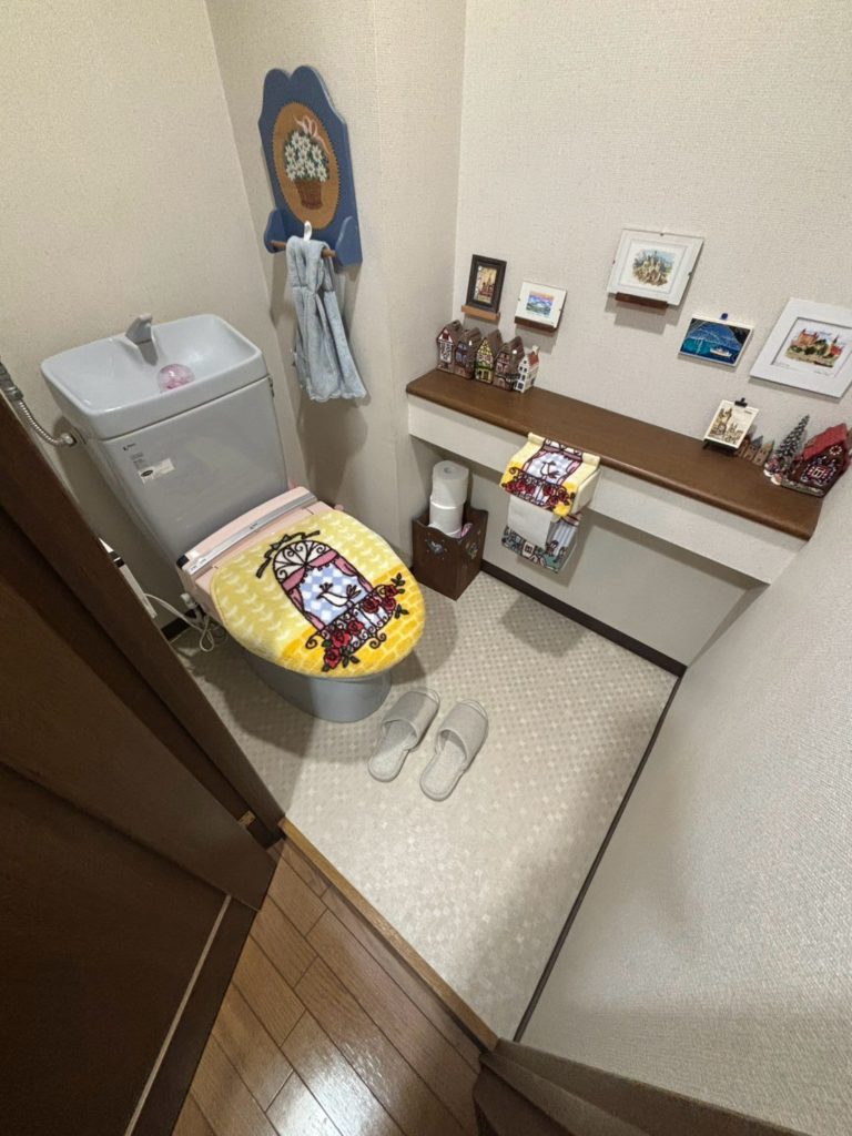 トイレリフォーム前